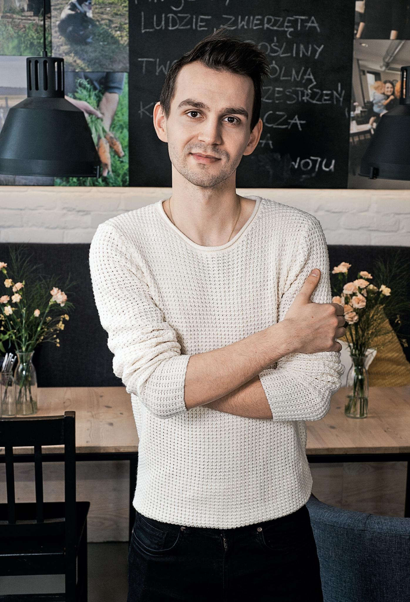  Jacek Ferenc zaczynał jako wolontariusz fundacji Barka, z przyjaciółmi stworzył restaurację Wspólny Stół w Poznaniu, dającą pracę ludziom na zakręcie. (Fot. Albert Zawada)