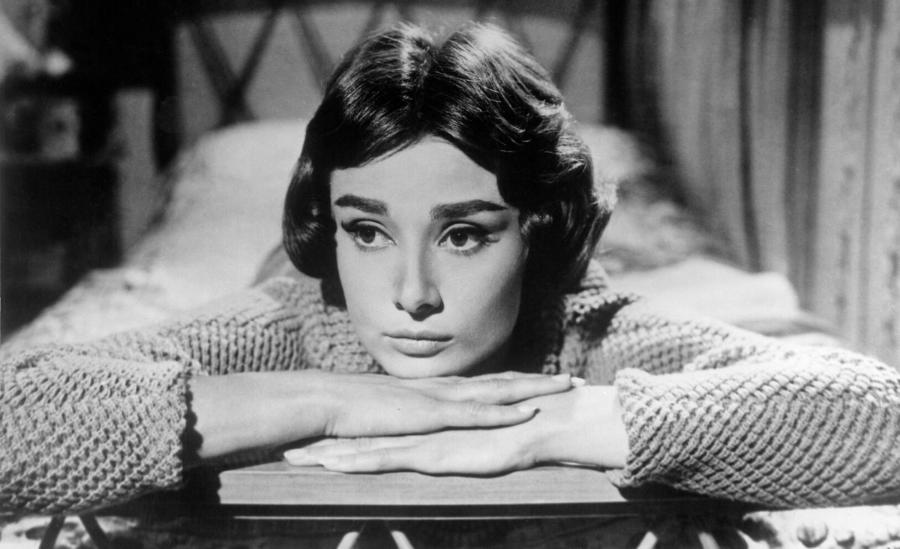 Audrey Hepburn w filmie „Miłość po południu” (Fot. BEW Photo)