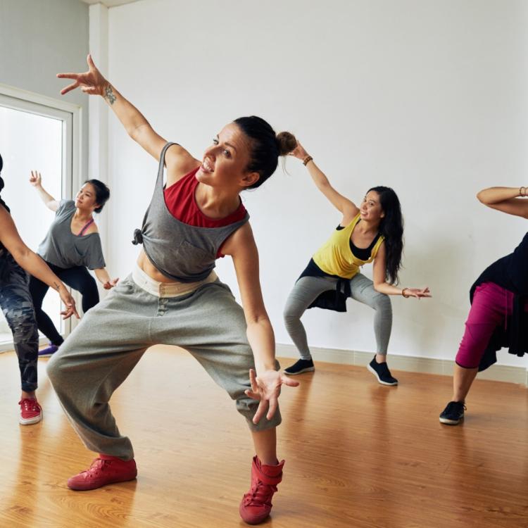 Taniec jest świetnym treningiem pamięci. (Fot. iStock)