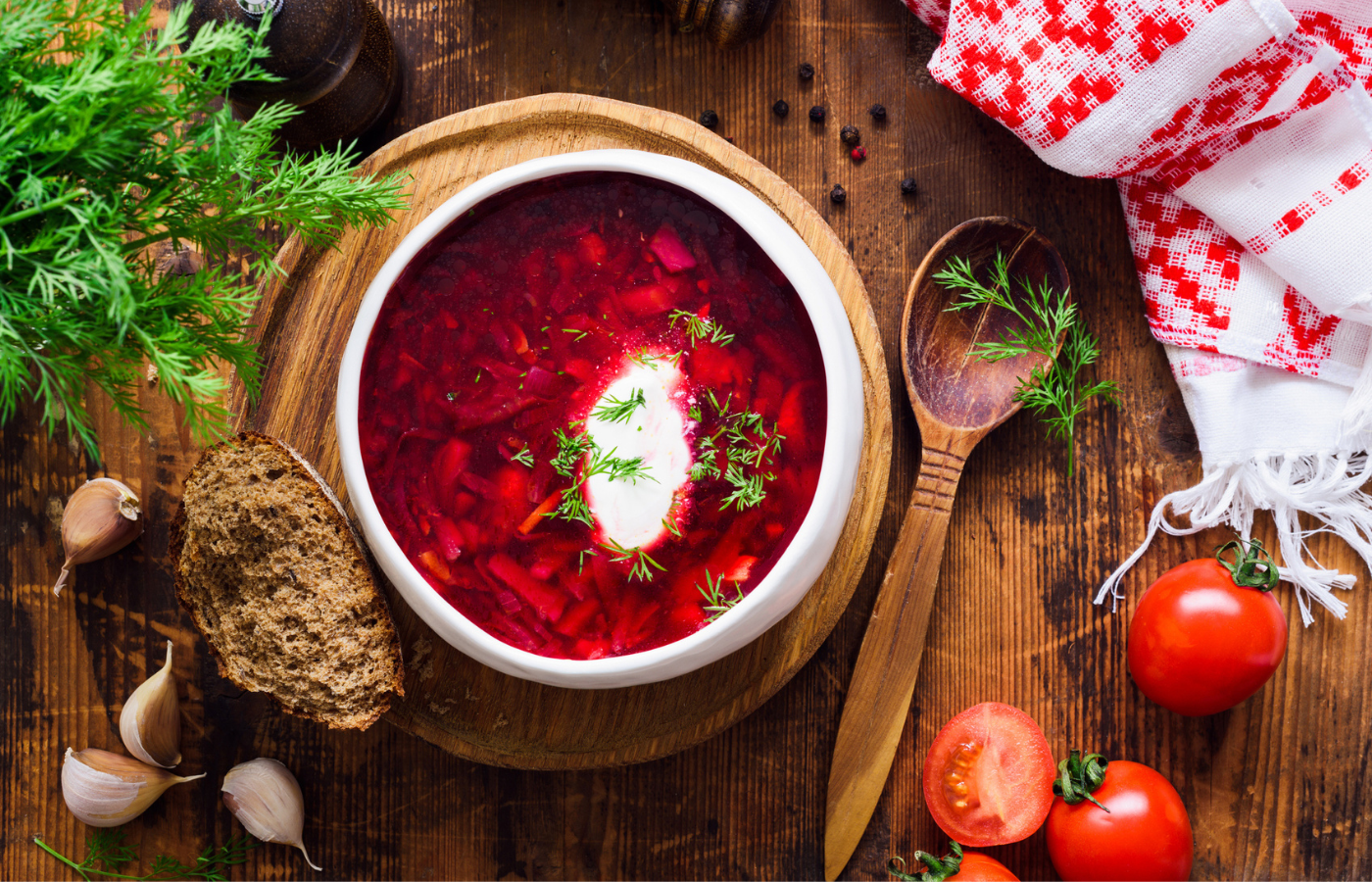 Jedzenie to ogólnoukraiński język miłości, który kojarzy się z bezpieczeństwem i przyjemnością. (Fot. iStock)