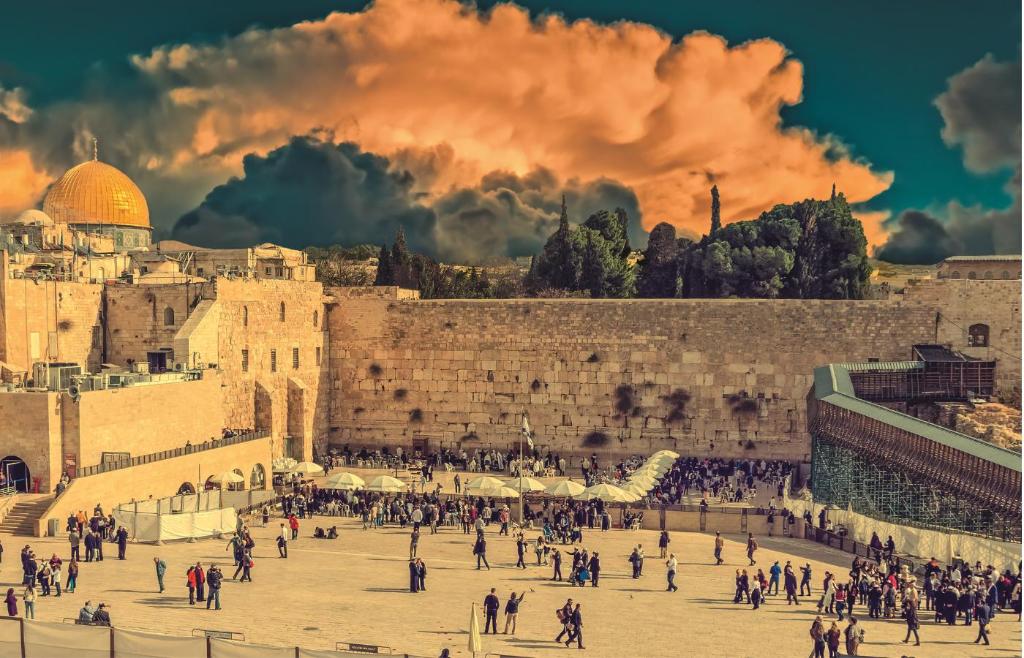 Ściana Płaczu w Jerozolimie, najświętsze miejsce Judaizmu. (Fot. iStock)