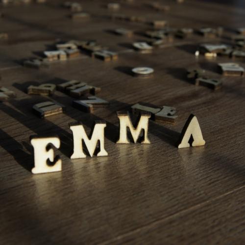 W 2019 roku Emma znalazła się na drugim miejscu w top 10 najchętniej wybieranych imion w USA. W Polsce w 2020 roku imię to otrzymały 84 dziewczynki. U nas królują Julie, Zuzanny i Zofie. (fot. iStock)