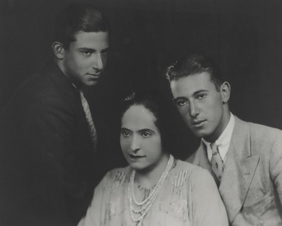 Helena Rubinstein z synami – Royem i Horacem (Fot. Archives Helena Rubinstein)