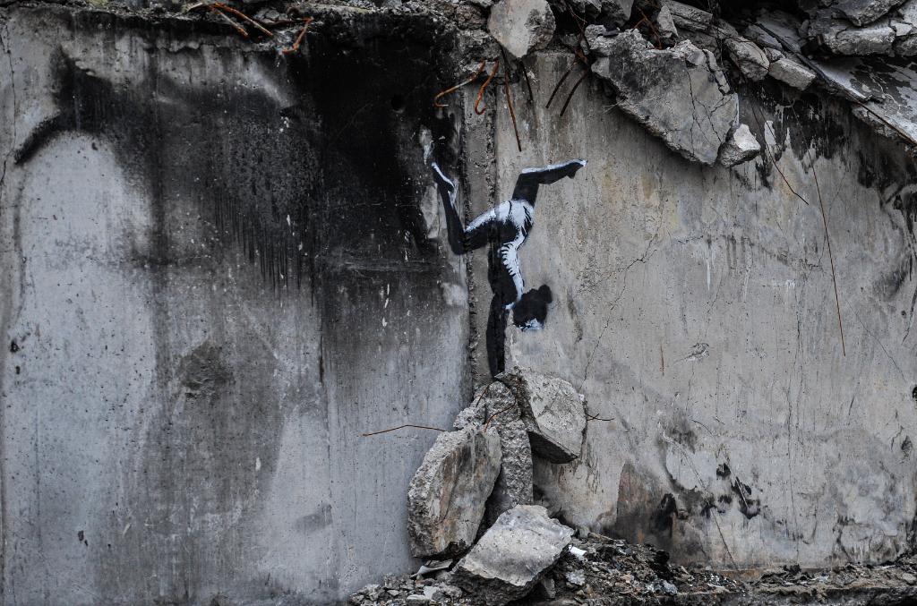 Mural Banksy'ego w Ukrainie (Fot. Sergei Chuzavkov/Zuma Press/Forum)