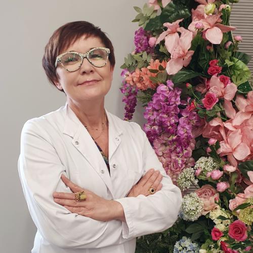 Dr n. med. Bogumiła Czartoryska-Arłukowicz, specjalistka onkologii klinicznej, koordynatorka merytoryczna Breast Cancer Unit w Białostockim Centrum Onkologii (Fot. archiwum prywatne)