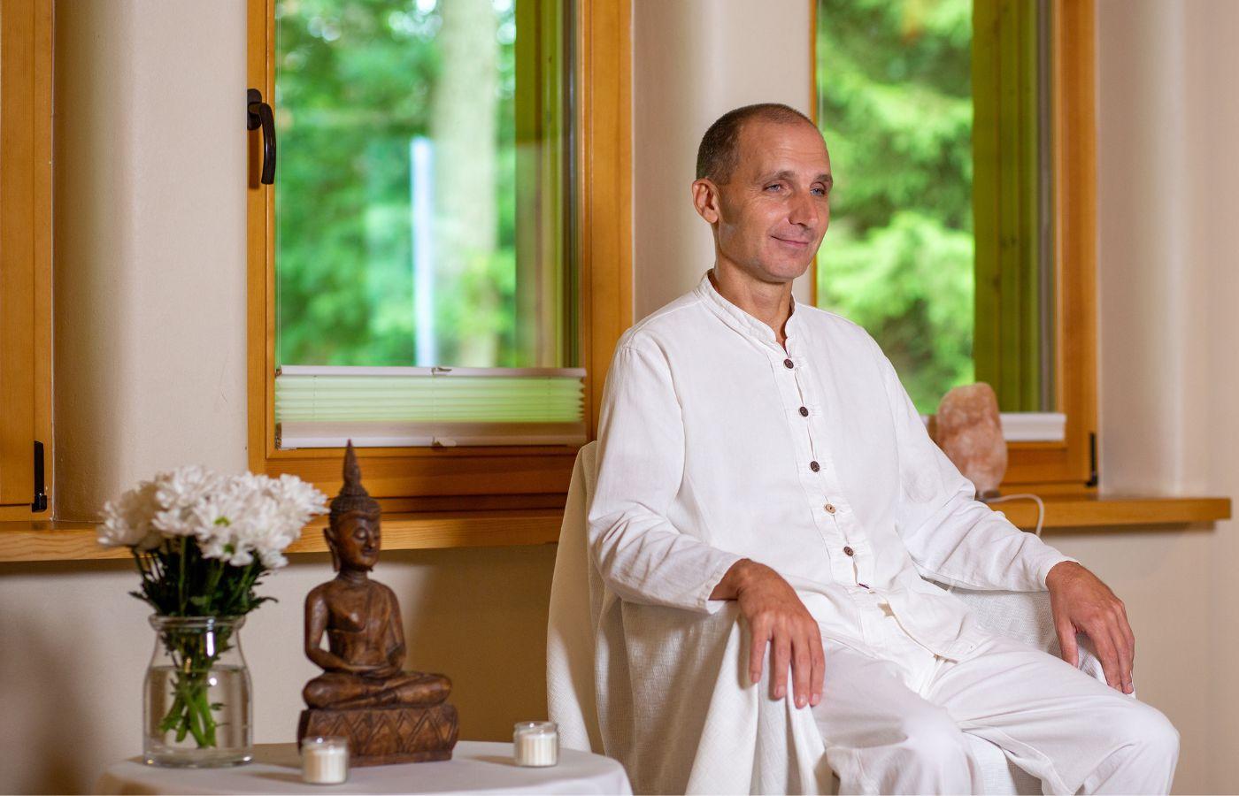 Ajahn Hubert poprowadzi medytację na Festiwalu Wibracje. Później będzie można go spotkać w Ośrodku Oddechowo. (Fot. Archiwum Prywatne)