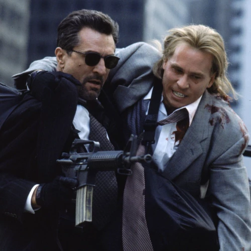 Robert De Niro i Val Kilmer jako Neil McCauley i Chris Shiherlis w filmie „Gorączka” w reż. Michaela Manna (1995) (Fot. Image Capital Pictures/Film Stills/Forum)