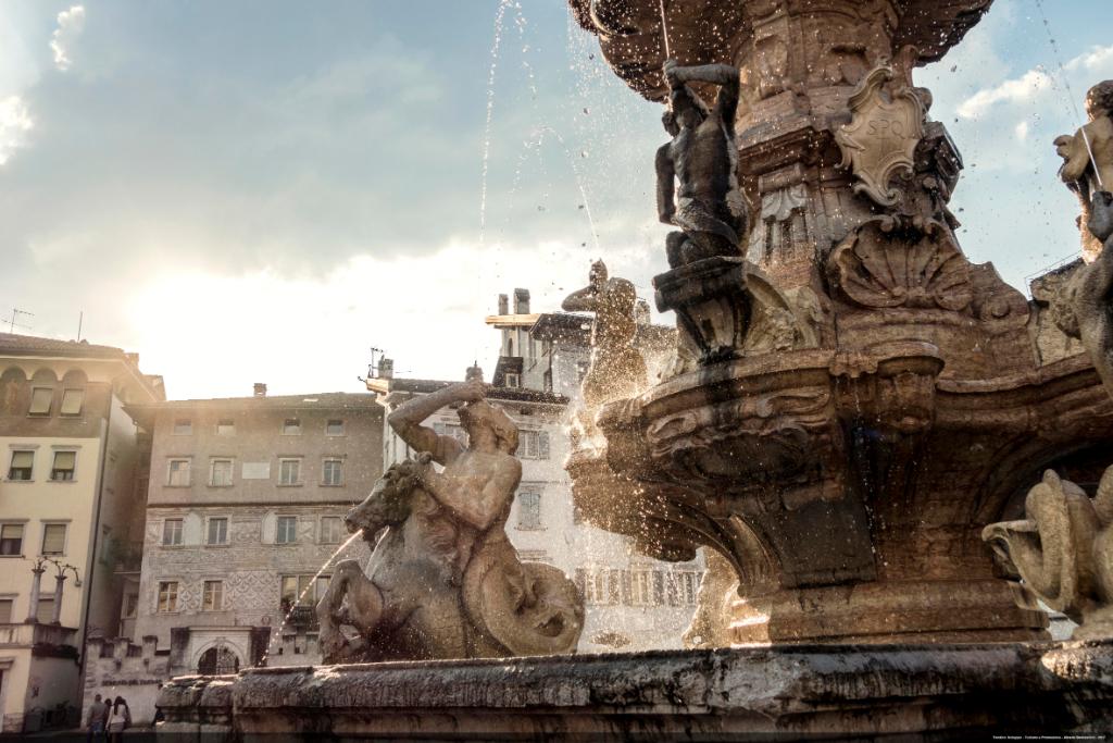 Trydent, Piazza Duomo (Fot. Alberto Bernasconi)