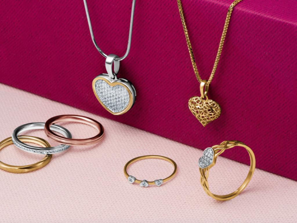  Z okazji Walentynek Jubiler Schubert oferuje przepiękną biżuterię z motywem serca. (Fot. materiały prasowe)