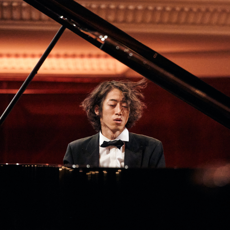 „Pianoforte” to trzymająca w napięciu opowieść o wchodzących w dorosłość uczestnikach i uczestniczkach legendarnego Konkursu Chopinowskiego. (Fot. materiały prasowe)