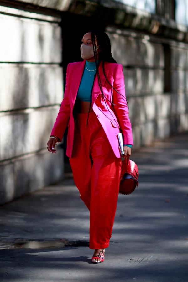 Paryż street fashion (Fot. Spotlight. Launchmetrics/Agencja FREE)