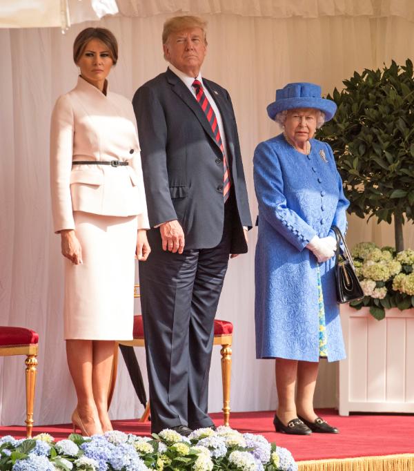 Królowa Elżbieta II z Donaldem Trumpem i Melanią Trump w 2018 roku (Fot. dzięki uprzejmości Sqaure Peg)