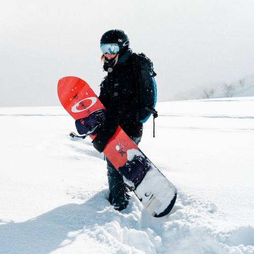 Uprawianie sportu zimą jest przyjemne i przynosi masę korzyści zdrowotnych. (Fot. materiały partnera)