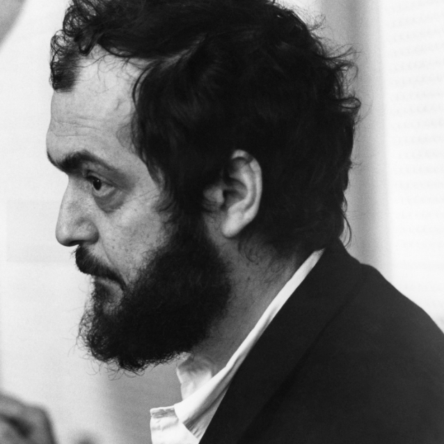 Stanley Kubrick na planie „Mechanicznej pomarańczy” (1981) (Fot. BEW Photo)