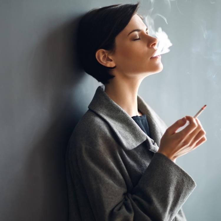 Zrywanie z nałogiem palenia to często proces. (Fot. iStock)