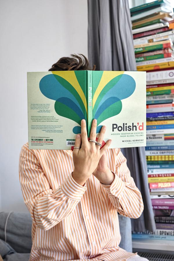 Polecamy: Michał Korkosz, „Nowe rozkoszne. Polskie przepisy, które ekscytują”, Wydawnictwo Buchmann (Fot. Magda Klimczak/daretocook.pl)
