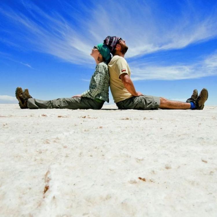 Jan i Monika na Salar de Uyuni w Boliwii (Fot. archiwum prywatne)