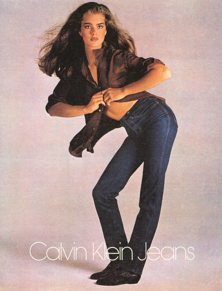 Brooke Shields w kultowej reklamie jeansów Calvina Kleina (1980) (Fot. Retro AdArchives/Alamy/Forum)