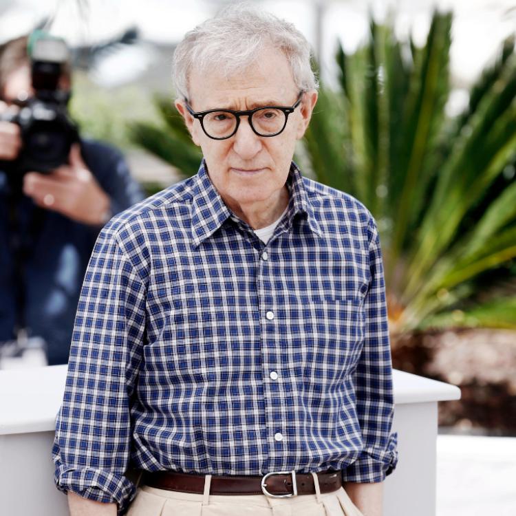 Woody Allen potrafi stać pod prysznicem 40 minut i rozmyślać o fabule nowego filmu. (fot. BEW PHOTO)