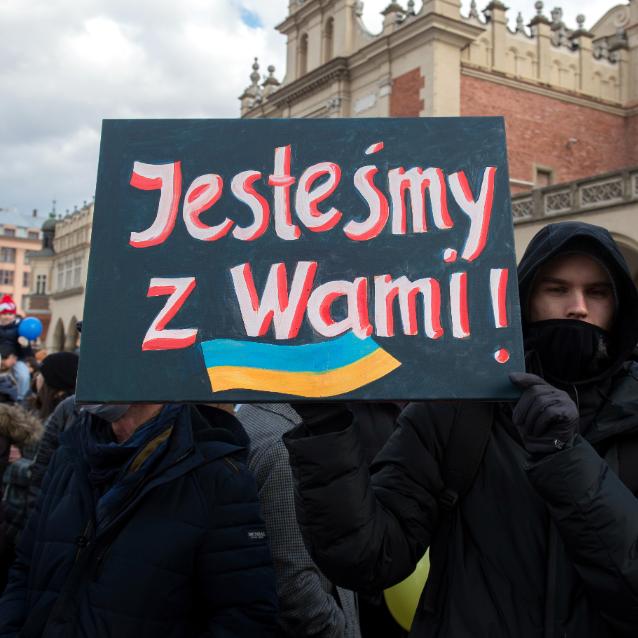 Kraków, 27.02.2022. Manifestacja poparcia dla Ukrainy (Fot. Piotr Guzik/Forum)