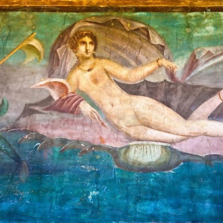 Rzymski fresk ukazujący Wenus w muszli. Malowidło znajduje się na ścianie w “Domu Wenus w Muszli”. Budynek znajduje się w Pompejach i powstał w I wieku p.n.e. (Fot. Getty Images)