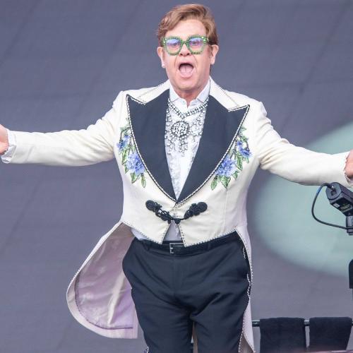 Elton John podczas finałowego koncertu trasy „Yellow Brick Road” w Hyde Parku w czerwcu 2022 (Fot. Lee Floyd/Avalon, Agencja PHOTOSHOT UPPA/BEW)