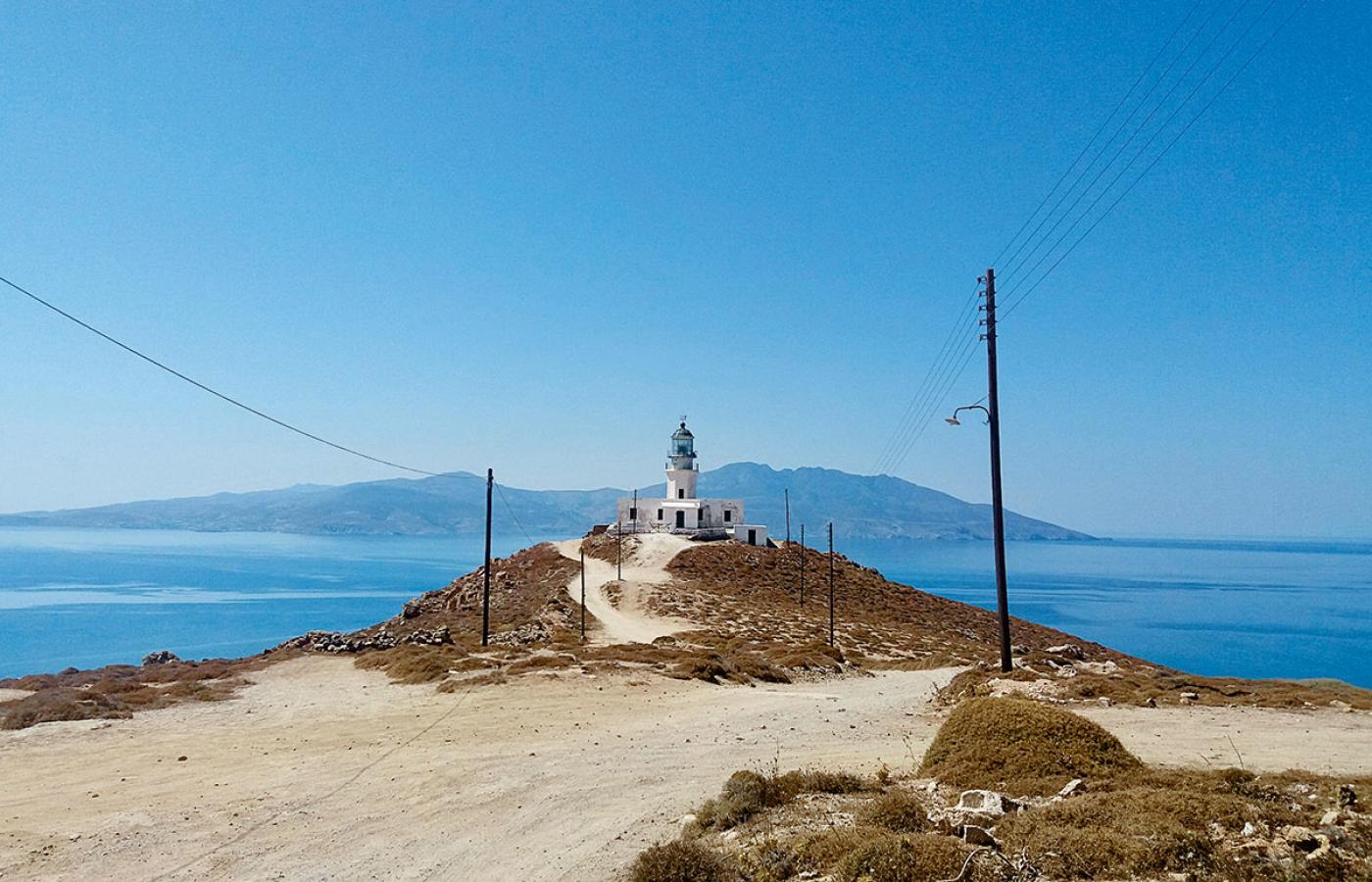  Latarnia morska na Mykonos – jedno ze zdjęć zrobionych podczas kilkuletniej odysei Justyny. (Fot. Justyna Borucka)