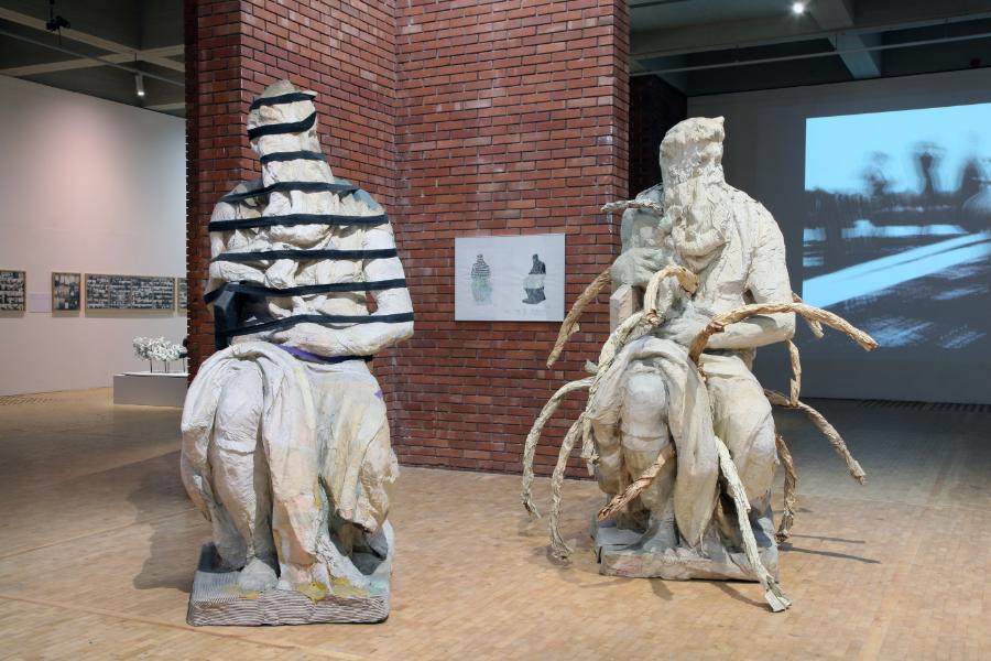 Mojżesz, KwieKulik, wystawa „Bezwzględne wyeliminowanie rzeźby” w Centrum Rzeźby Polskiej w Orońsku