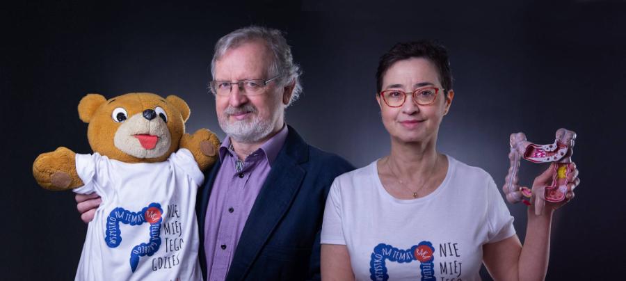 </a> Prof. Jarosław Reguła i dr hab. n. med. Barbara Radecka będą w trakcie kampanii „Nie miej tego gdzieś” wyjaśniać tematy związane z profilaktyką i leczeniem raka jelita grubego.