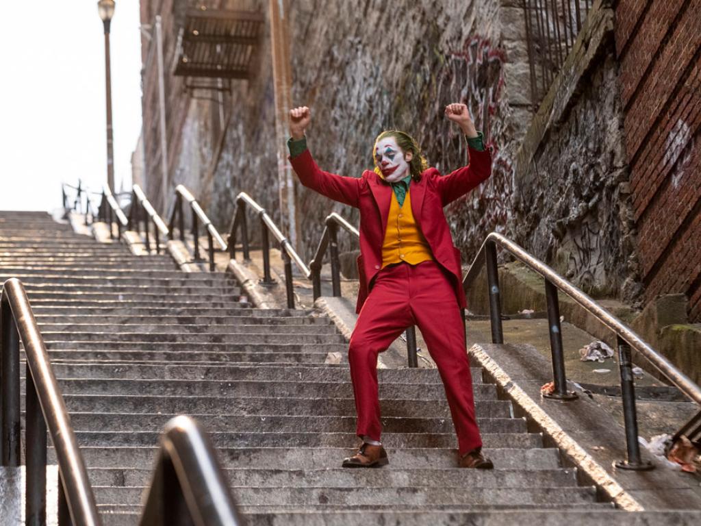 Joaquin Phoenix jako „Joker” (reż. Todd Phillips, 2019) (Fot. materiały prasowe)