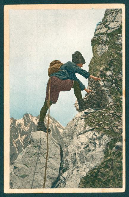 Anonimowa taterniczka, lata 20. XX wieku. (Fot.zbiory tatrzańskiego parku narodowego w Zakopanem)