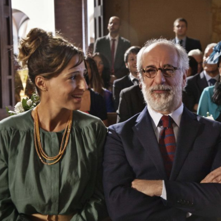 Włoskie filmy ogląda się z uśmiechem i uczuciem sympatii. Na zdjęciu: kadr z filmu „Terapia sercowa” z Tonim Servillo (Fot. materiały prasowe Kino Świat)
