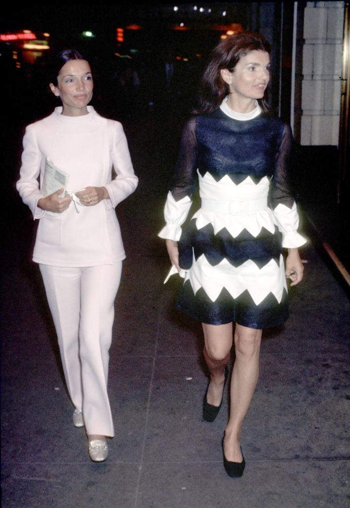 Lee Radziwił i Jackie Kennedy, 1970 r. (Fot. Ron Galella Collection via Getty Images)