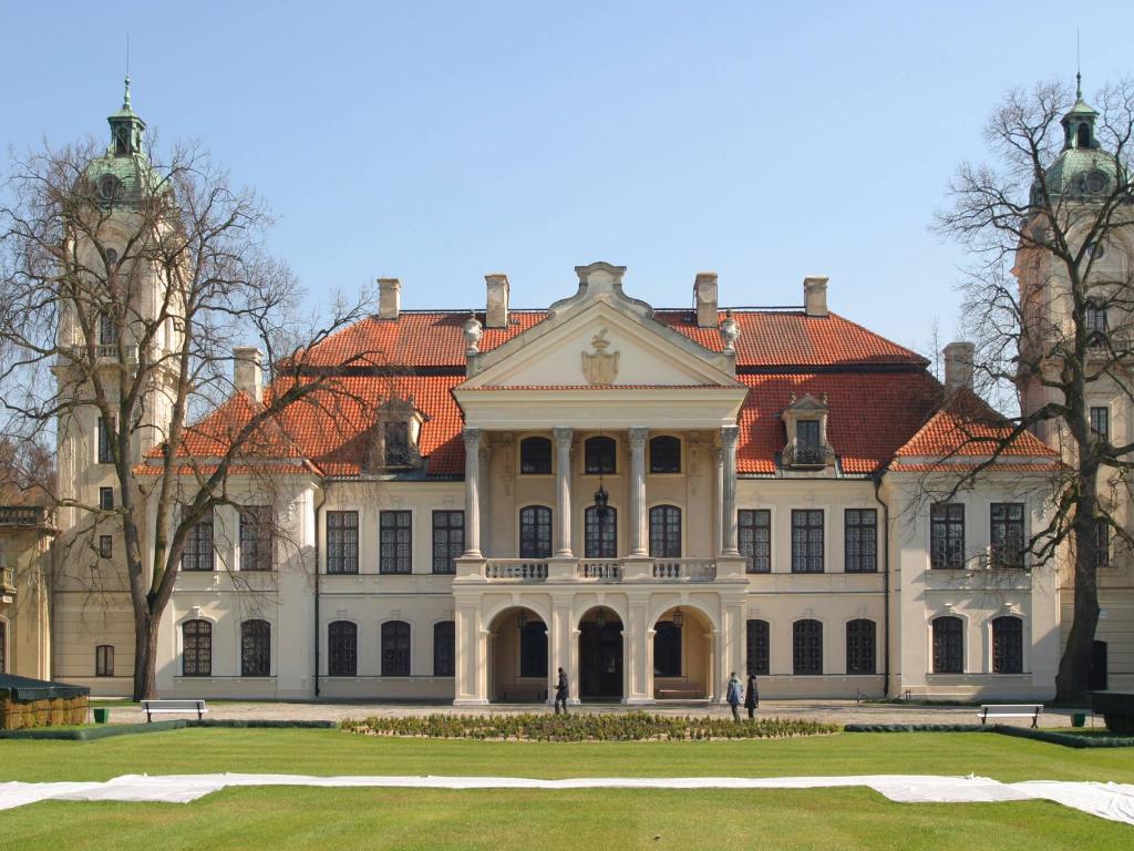  Zamek Zamoyskich w Kozłówce (fot. iStock)
