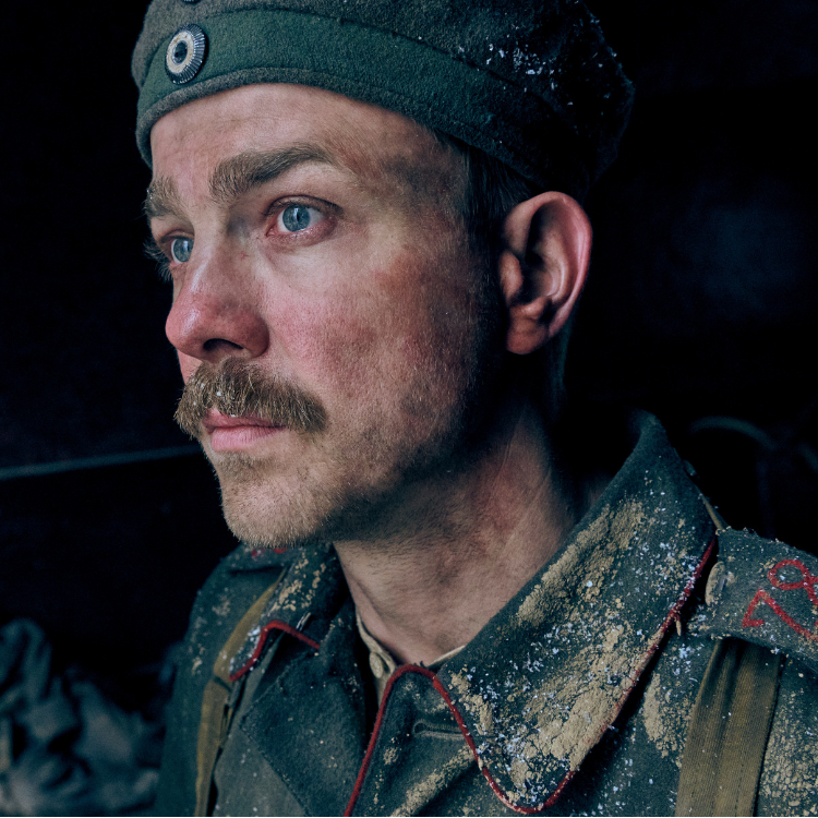 Wielkim zwycięzcą tegorocznej gali BAFTA okazał się dramat wojenny „Na Zachodzie bez zmian” w reżyserii Edwarda Bergera. (Fot. materiały prasowe)