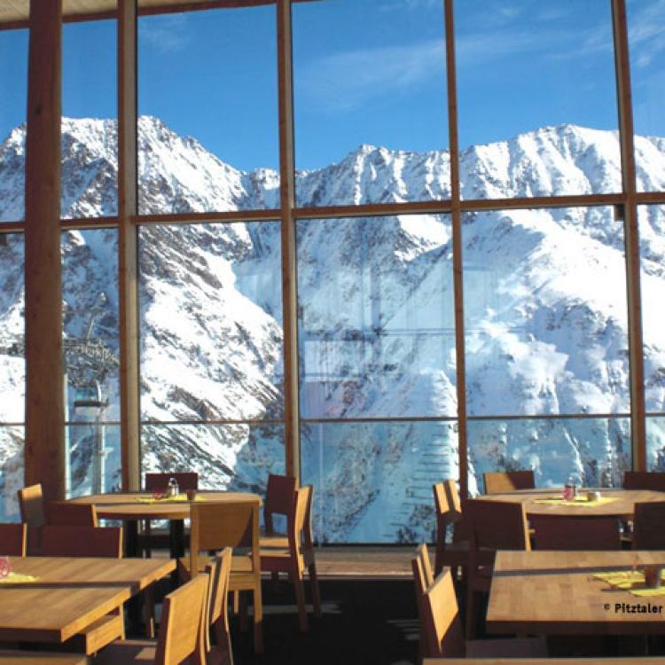 fot. materiały prasowe Otwarcie sezonu narciarskiego w Austrii 