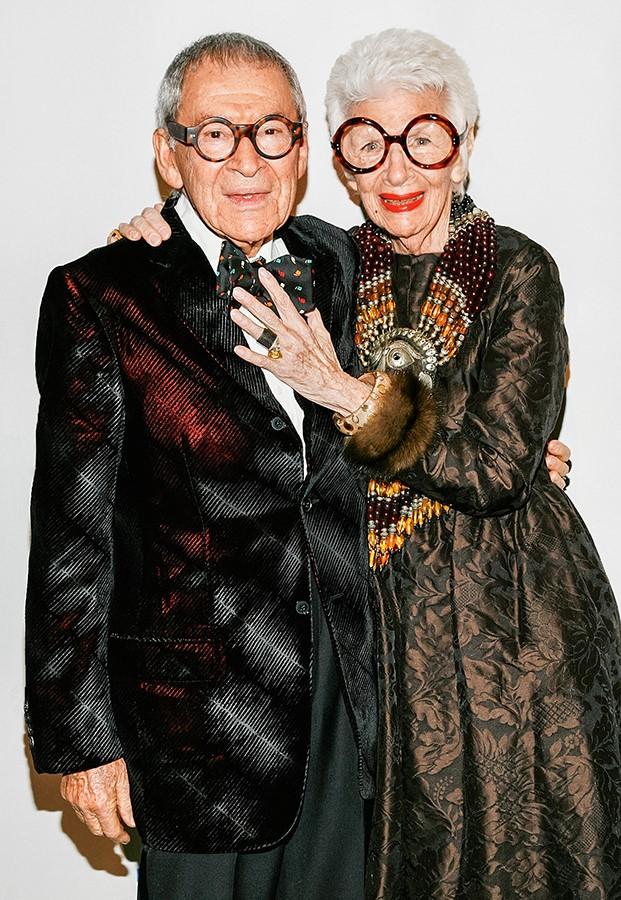Iris z mężem Carlem Apfelem, Nowy Jork, 2008 rok (Fot. Getty Images)