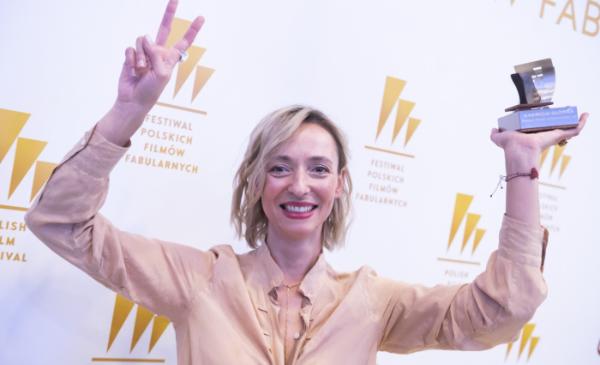 Karolina Porcari, aktorka i reżyserka zwycięskiego w Konkursie Filmów Krótkometrażowych obrazu „Victoria”. Twórczyni odebrała również nagrodę specjalną ufundowaną przez markę Dr Irena Eris. (Fot. materiały prasowe)