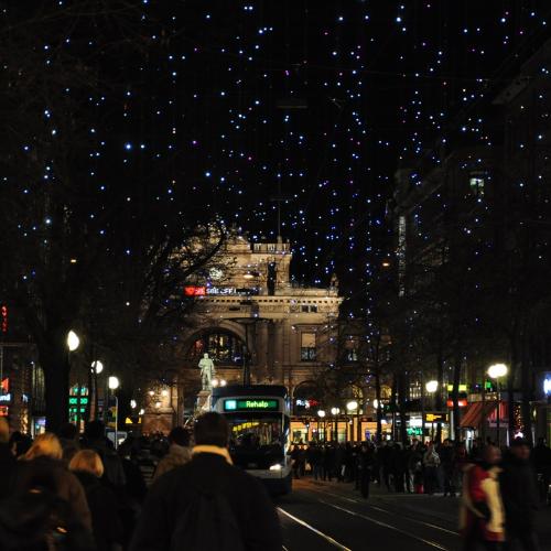 </a> Świąteczna iluminacja Lucy w Zurychu