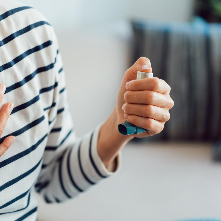Życie astmatycznych dzieci i dorosłych nie powinno się różnić - poza koniecznością regularnego stosowania leków - od życia ich zdrowych rówieśników. Fot. Getty Images
