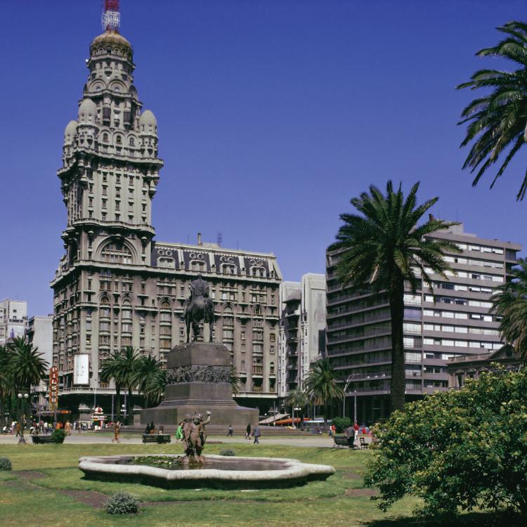 Pałac Salvo, Plac Niepodległości, Montevideo, Urugwaj