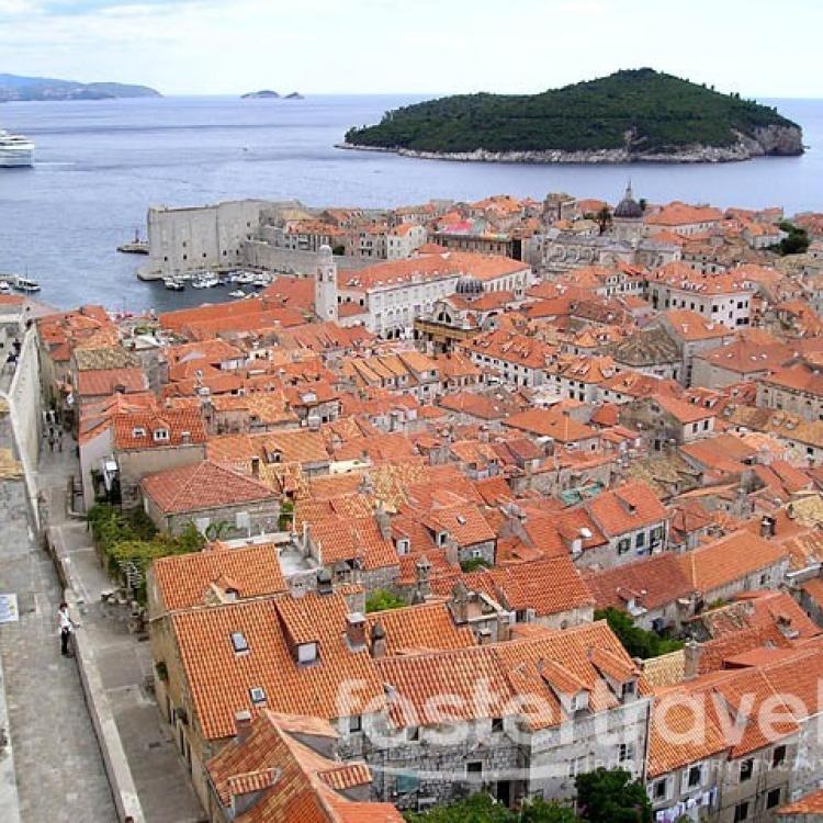 Fostertravel / Czerwone dachy w Dubrovniku