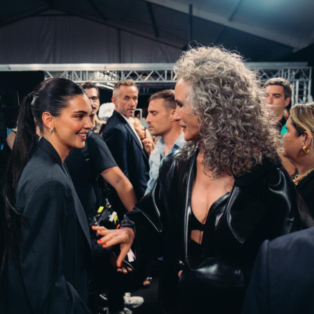 Kendall Jenner i Andie MacDowell na pokazie L'Oréal Paris Le Défilé „Walk Your Worth” 2023