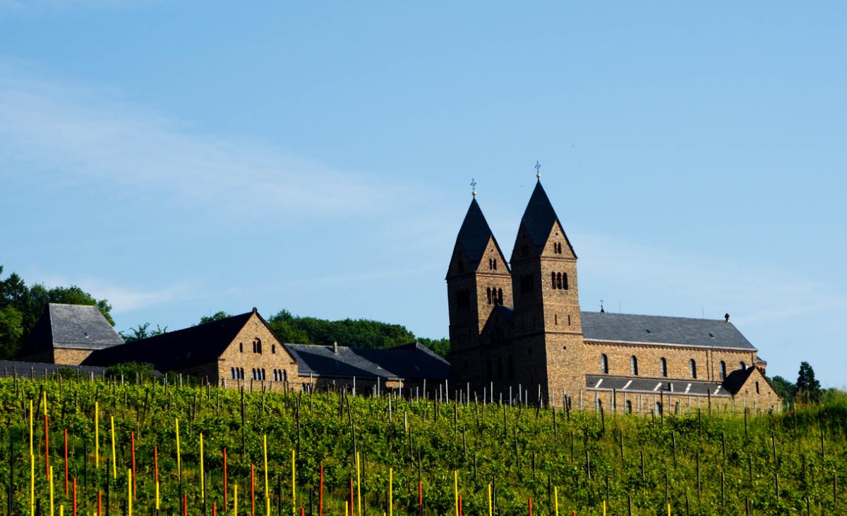 </a> Opactwo św. Hildegardy blisko Rüdesheim w Niemczech (fot. iStock)