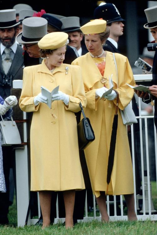 Królowa Elżbieta II i jej córka, księżniczka Anna. (Fot. BEW Photo)