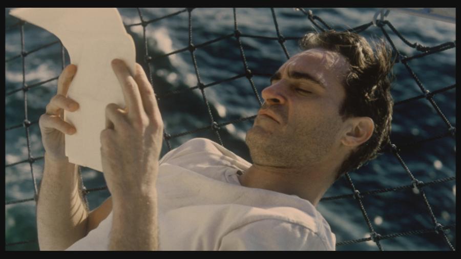 Joaquin Phoenix jako Freddie Quell w filmie „Mistrz” (reż. Paul Thomas Anderson, 2012) (Fot. materiały prasowe)
