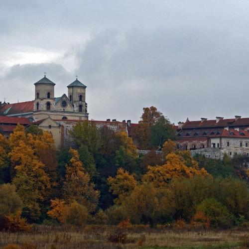 Opactwo w Tyńcu jest najstarszym z istniejących klasztorów w Polsce. (Fot. Wikimedia Commons)